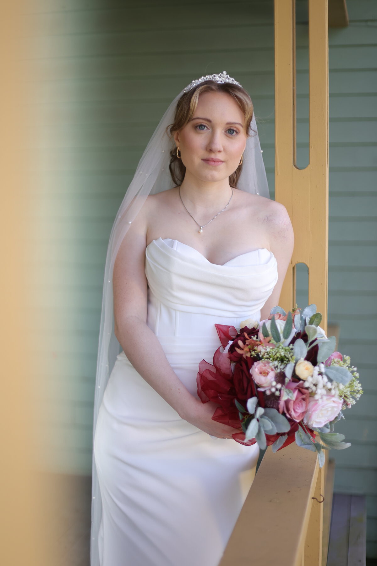Bridal portrait with tiara and bouquet